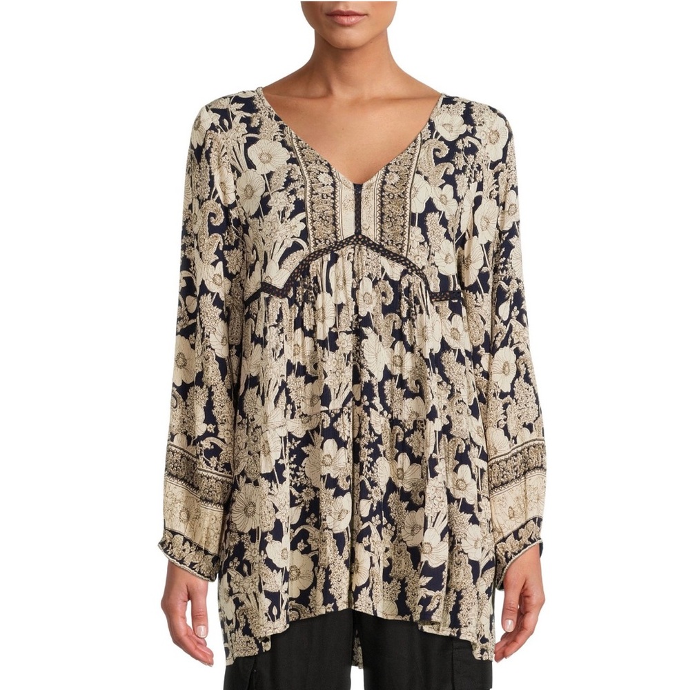 Romantic Gypsy Flowy Maternity Top NWT